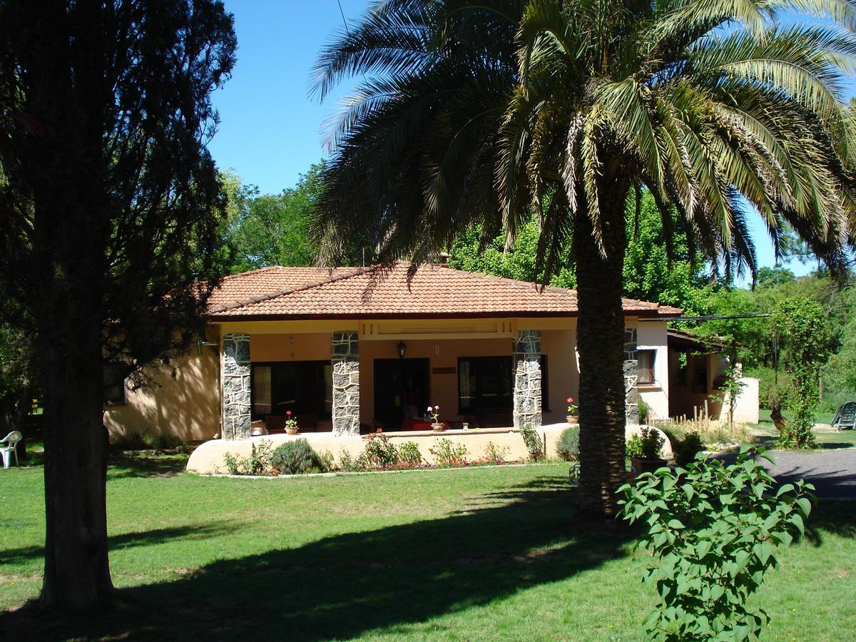 Las Acacias - Posada De Campo Hotel Villa General Belgrano Exterior photo